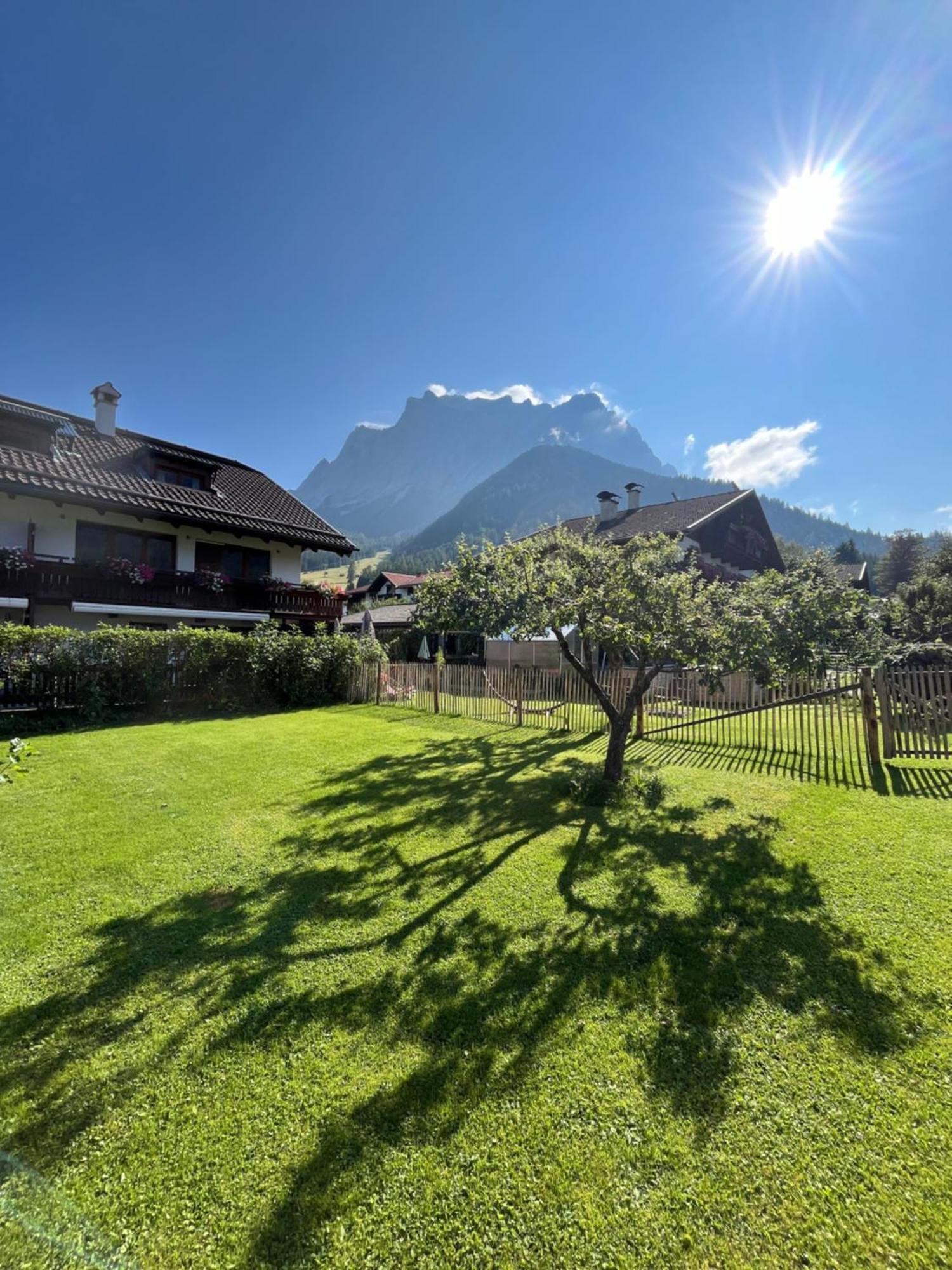 Haus Alpenblume Leilighet Ehrwald Eksteriør bilde