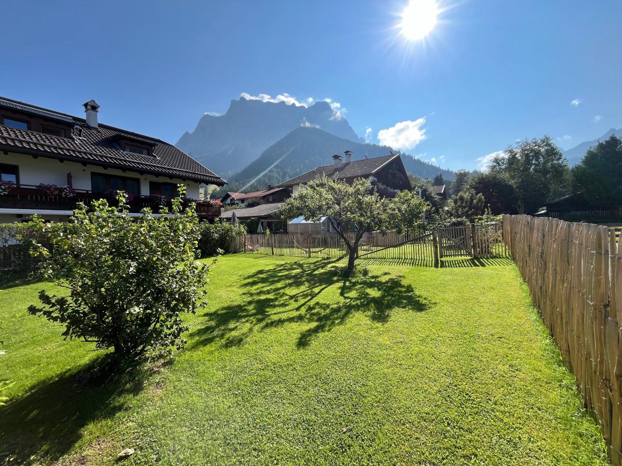 Haus Alpenblume Leilighet Ehrwald Eksteriør bilde